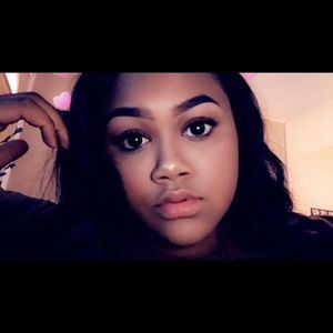 Meet your Posher, Sade